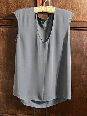J CREW SLEEVELESS SHELL/CAMISOLE MISTY GRAY SIZE